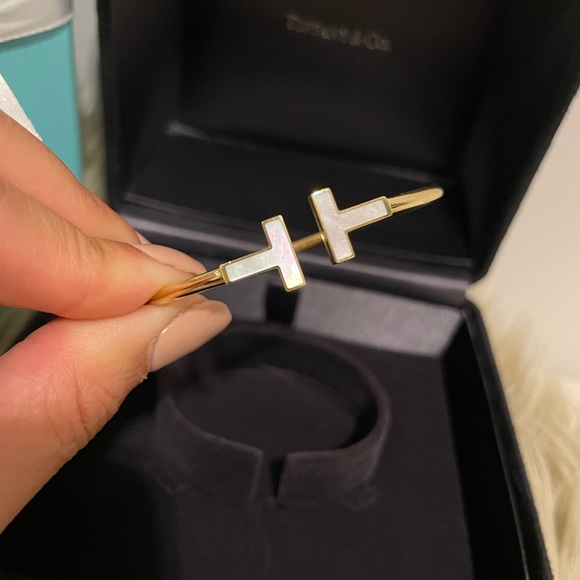 Tiffany T Wire Bangle with White Mother-Of-Pearl in 18k Yellow Gold (Small) - Picture 2 of 5